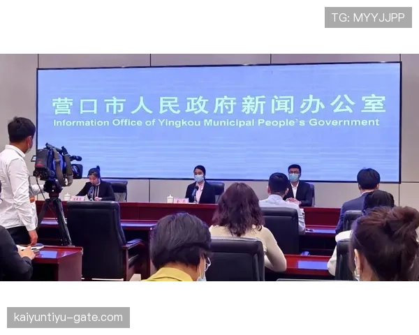 杨舒予的衣帽间比我整个小区还猛,刷到这图我就怀疑人生 杨舒予的衣帽间比我整个小区还猛,刷到这图我就怀疑人生